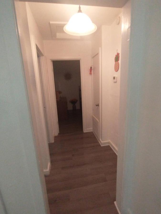 Welcome To Pineapple House! ペンサコーラ エクステリア 写真